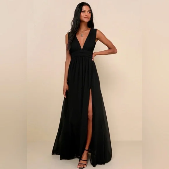 Lulus Heavenly Hues Black Maxi Dress Elegant Slit Like New Sz Medium - Picture 1 of 6